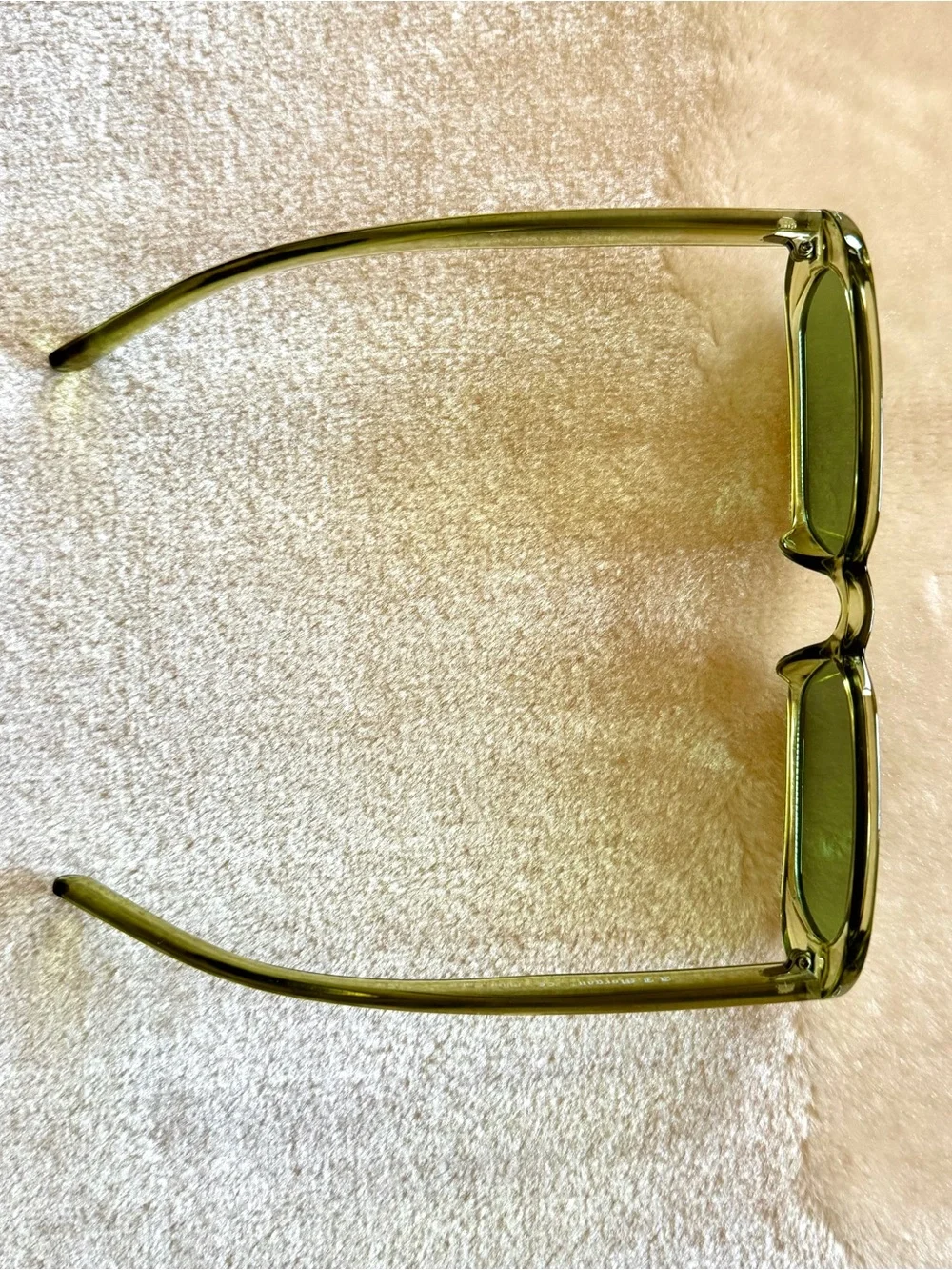 Y2K-Style Green Rectangular Sunglasses